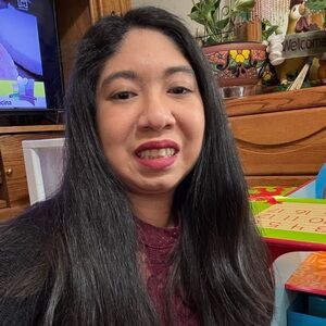 Meet your Posher, Lena